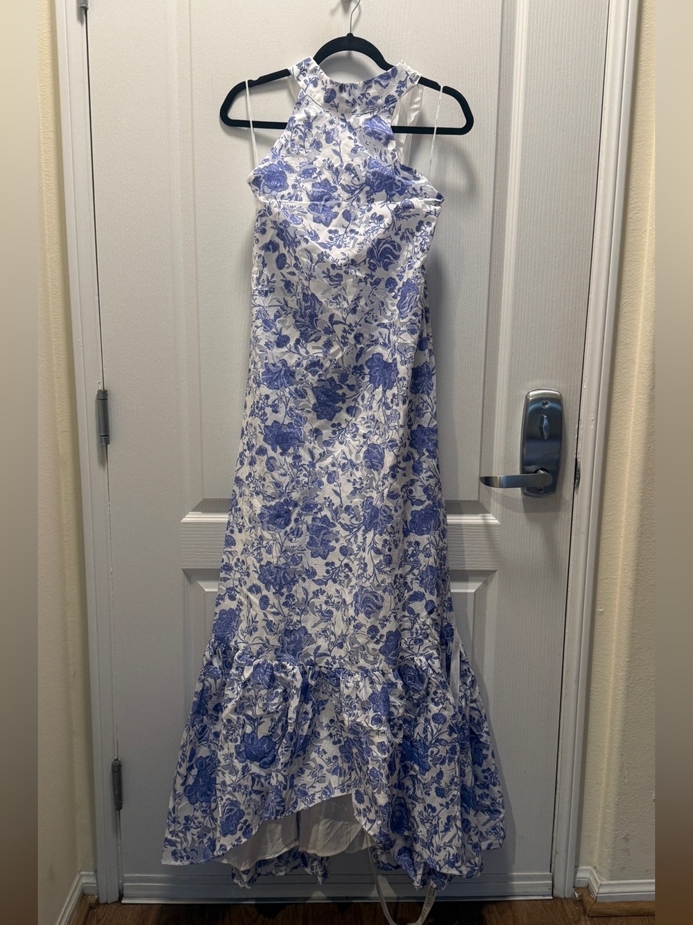 ELLIATT Elin Halter Gown in Blue Floral Wedding Guest Vacation Size S NWT - Picture 5 of 8